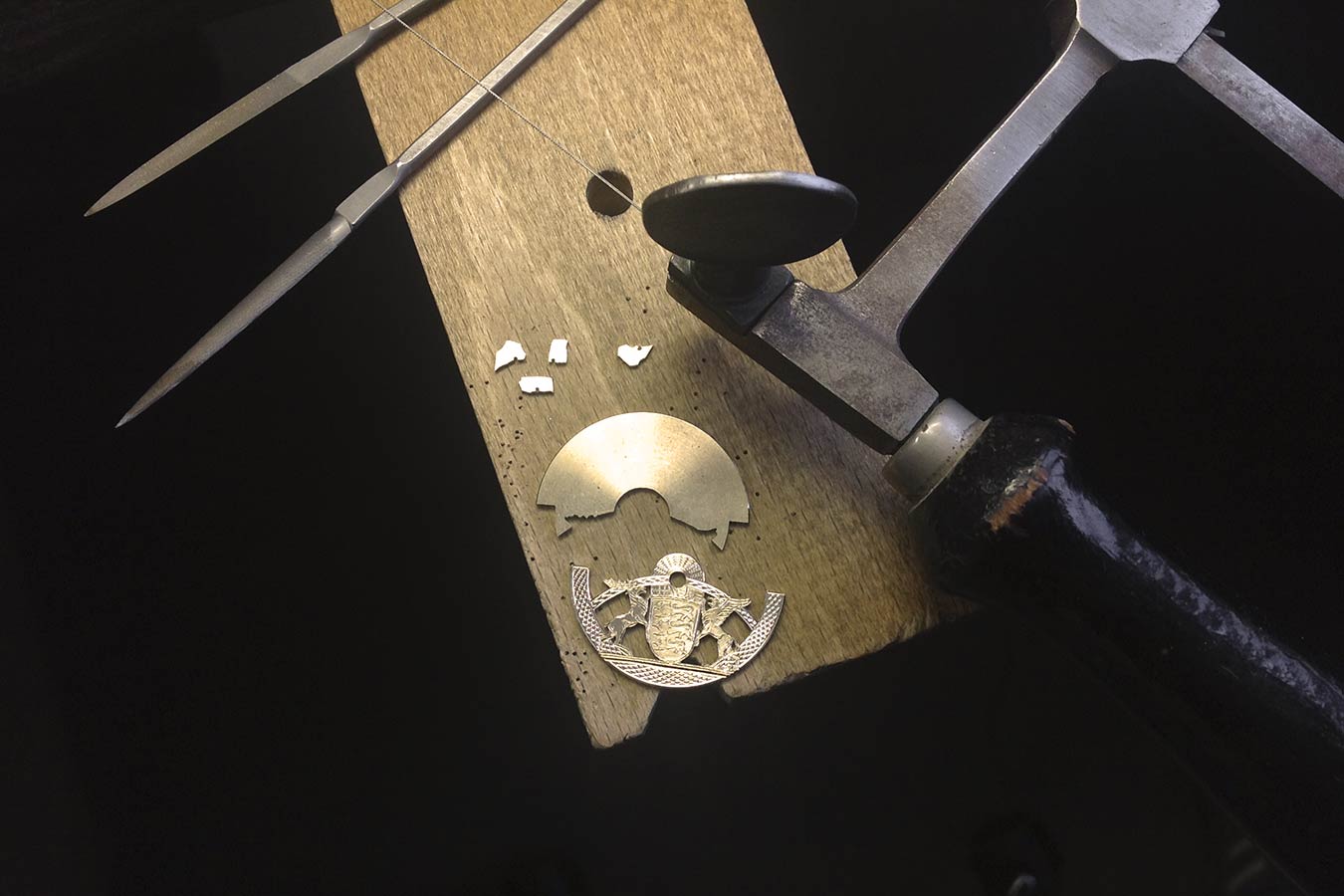 Benzinger watch Hand skeletonizing